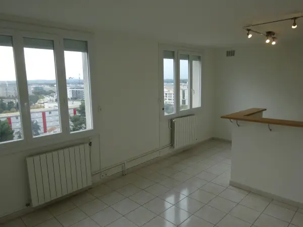 Nîmes 30000 – Location appartement 1&nbsp;pièce