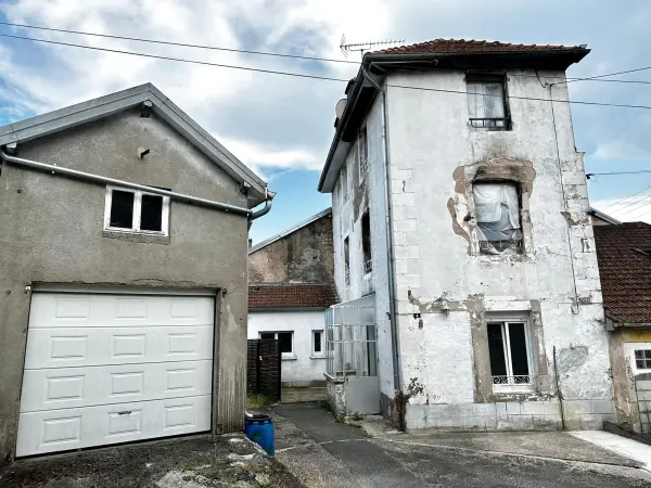 Luxeuil-les-Bains 70300 – Vente maison/villa 5&nbsp;pièces 3&nbsp;chambres