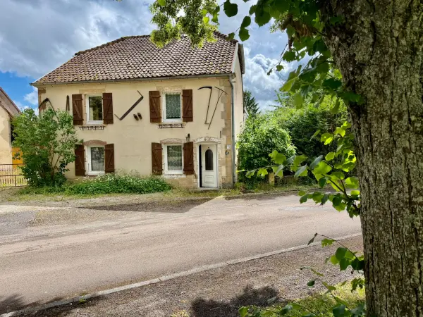 Roye 70200 – Vente maison/villa 7&nbsp;pièces 4&nbsp;chambres