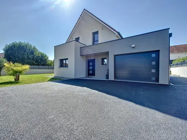 Lure 70200 – Vente maison/villa 6&nbsp;pièces 4&nbsp;chambres