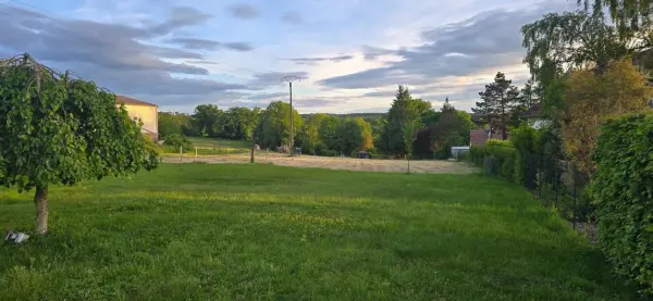 Saône 25660 – Vente terrain