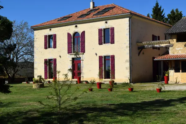 Saramon 32450 – Vente maison/villa 16&nbsp;pièces 9&nbsp;chambres