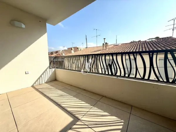 Aubagne 13400 – Vente appartement 2&nbsp;pièces 1&nbsp;chambre