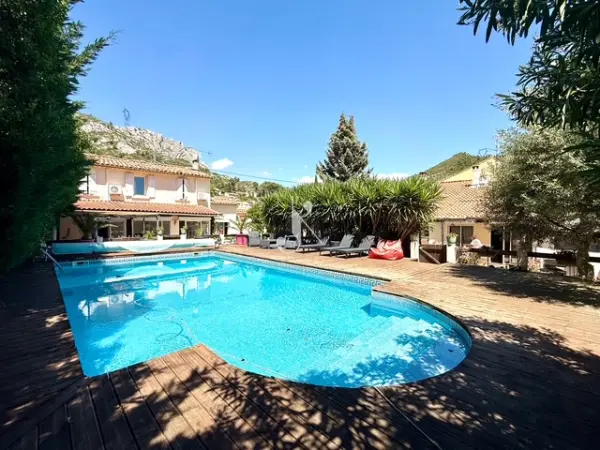 Roquevaire 13360 – Vente maison/villa 8&nbsp;pièces 6&nbsp;chambres
