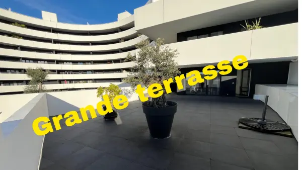 Agde 34300 – Vente appartement 3&nbsp;pièces 2&nbsp;chambres