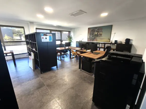 Vergèze 30310 – Location bureaux 3&nbsp;pièces