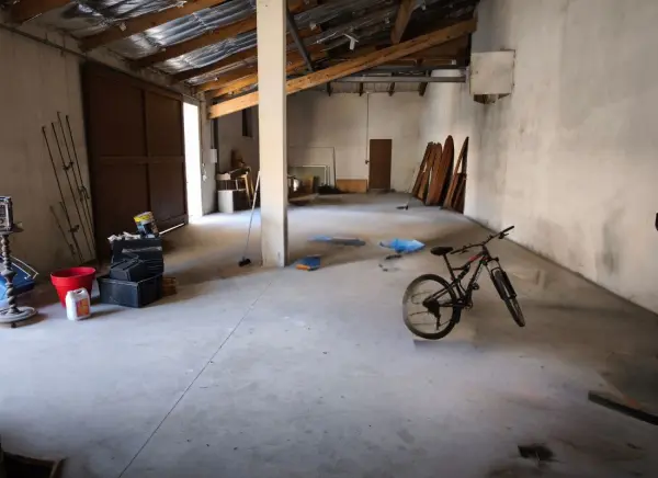 Vauvert 30600 – Location local