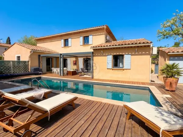 Les Arcs 83460 – Vente maison/villa 5&nbsp;pièces 4&nbsp;chambres