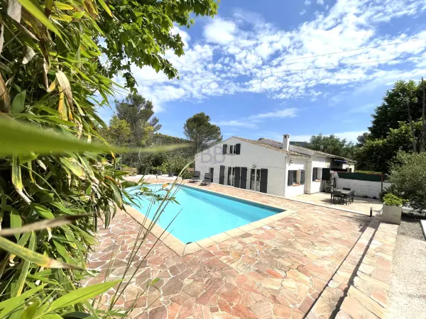 Fréjus 83600 – Vente maison/villa 3&nbsp;pièces 2&nbsp;chambres