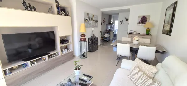 Saint-Raphaël 83700 – Vente appartement 3&nbsp;pièces 2&nbsp;chambres