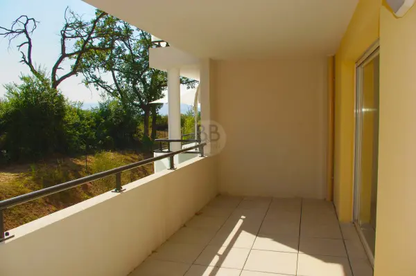 Fréjus 83600 – Vente appartement 4&nbsp;pièces 3&nbsp;chambres
