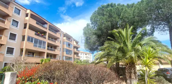 Fréjus 83600 – Vente appartement 3&nbsp;pièces 2&nbsp;chambres