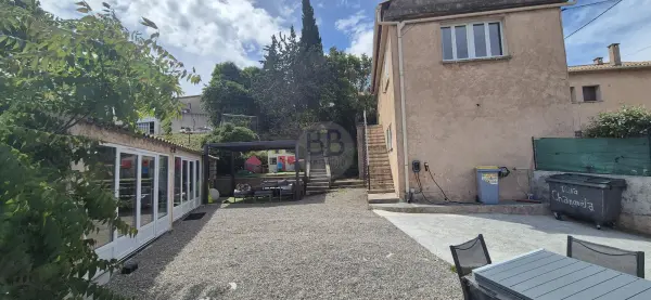 Saint-Raphaël 83700 – Vente maison/villa 8&nbsp;pièces 5&nbsp;chambres