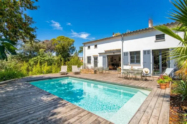 Saint-Raphaël 83700 – Vente maison/villa 6&nbsp;pièces 5&nbsp;chambres