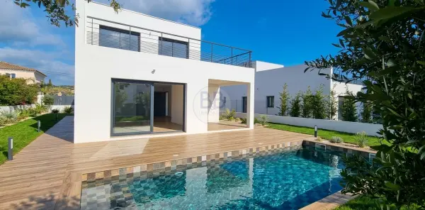 Fréjus 83370 – Vente maison/villa 4&nbsp;pièces 3&nbsp;chambres