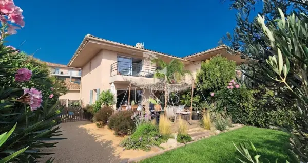 Roquebrune-sur-Argens 83520 – Vente maison/villa 3&nbsp;pièces 2&nbsp;chambres