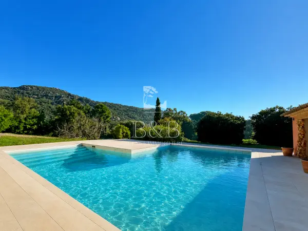 Le Plan-de-la-Tour 83120 – Vente de prestige maison/villa 6&nbsp;pièces 4&nbsp;chambres