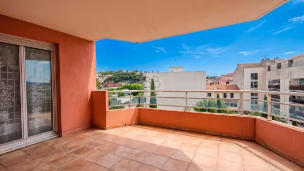 Saint-Raphaël 83700 – Vente appartement 4&nbsp;pièces 2&nbsp;chambres