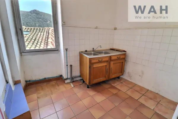 Lodève 34700 – Vente appartement 3&nbsp;pièces 2&nbsp;chambres