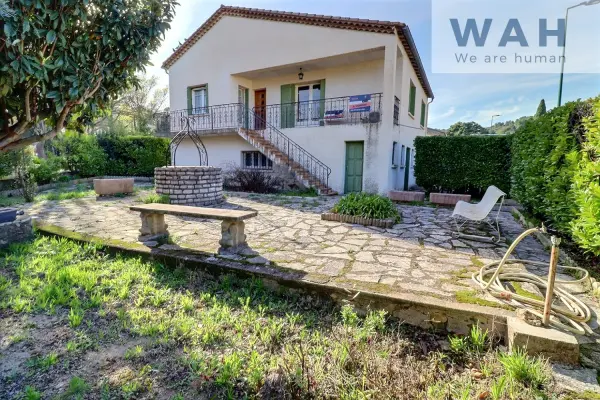 Clermont-l&rsquo;Hérault 34800 – Vente maison/villa 7&nbsp;pièces 5&nbsp;chambres