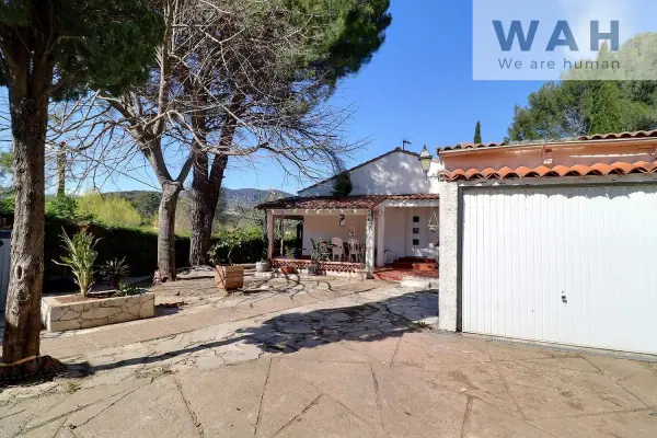 Lodève 34700 – Vente maison/villa 5&nbsp;pièces 4&nbsp;chambres