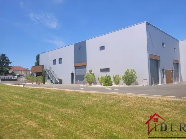Coubert 77170 – Vente immeuble