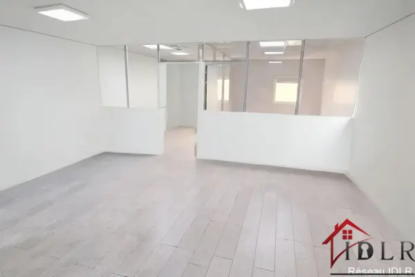 La Farlède 83210 – Location local