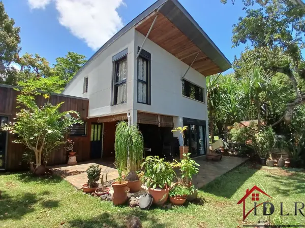 Saint-Pierre 97410 – Vente maison/villa 4&nbsp;pièces 3&nbsp;chambres