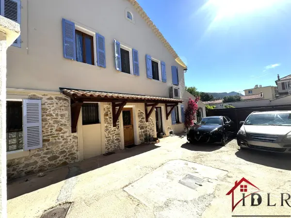 Toulon 83200 – Vente maison/villa 6&nbsp;pièces 5&nbsp;chambres