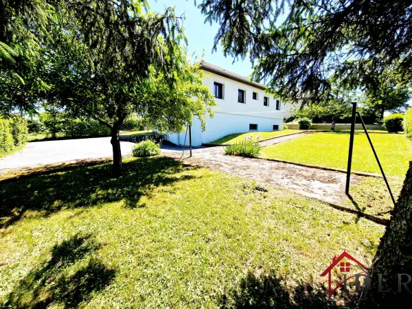 Bourbonne-les-Bains 52400 – Vente maison/villa 5&nbsp;pièces 4&nbsp;chambres