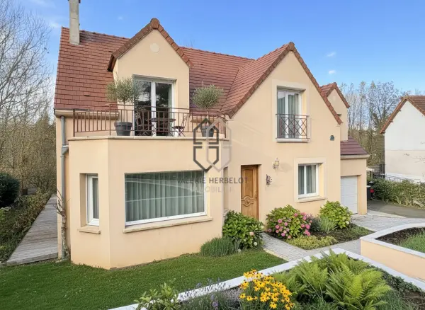 Sucy-en-Brie 94370 – Vente maison/villa 6&nbsp;pièces 4&nbsp;chambres