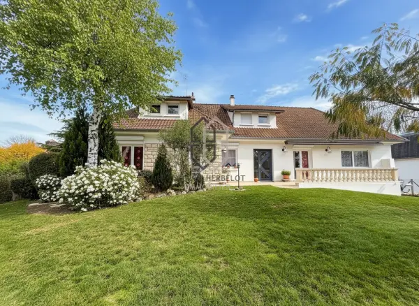 Ormesson-sur-Marne 94490 – Vente maison/villa 5&nbsp;pièces 4&nbsp;chambres