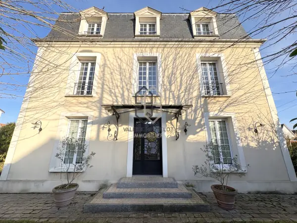 La Varenne Saint-Hilaire 94210 – Vente maison/villa 10&nbsp;pièces 6&nbsp;chambres
