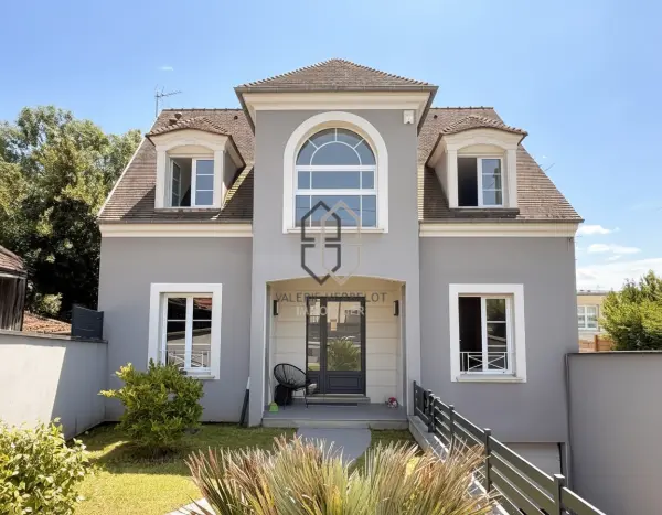 Ormesson-sur-Marne 94490 – Vente maison/villa 7&nbsp;pièces 4&nbsp;chambres
