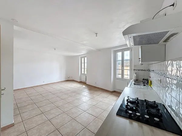 Trets 13530 – Vente appartement 3&nbsp;pièces 2&nbsp;chambres