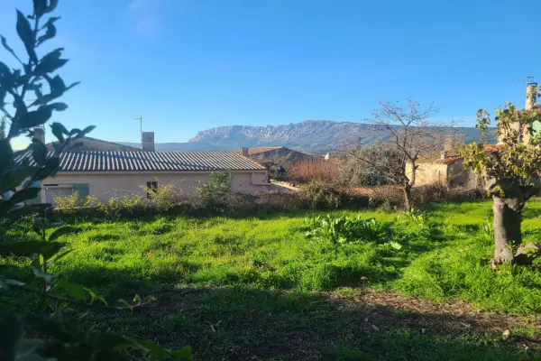 Pourrières 83910 – Vente terrain