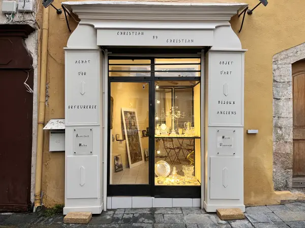 Hyères 83400 – Vente local