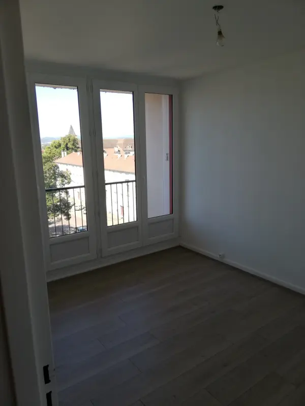 Autun 71400 – Location appartement 4&nbsp;pièces