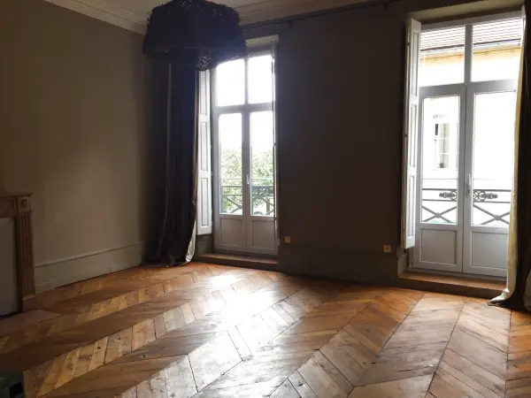 Autun 71400 – Vente appartement 3&nbsp;pièces 2&nbsp;chambres