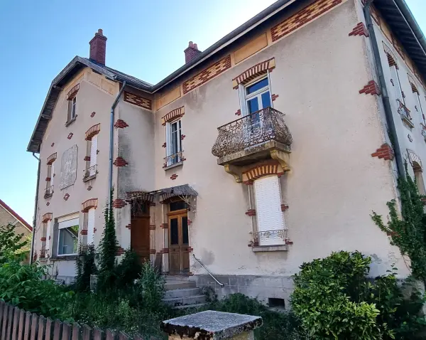 Mesvres 71190 – Vente maison/villa 9&nbsp;pièces 5&nbsp;chambres