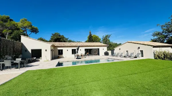 Faucon 84110 – Vente de prestige maison/villa 7&nbsp;pièces 3&nbsp;chambres