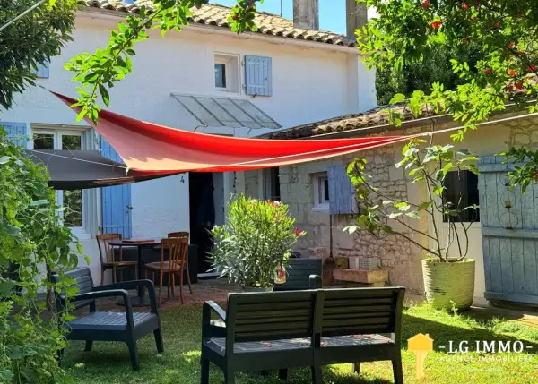 Saint-Dizant-du-Gua 17240 – Vente maison/villa 4&nbsp;pièces 2&nbsp;chambres