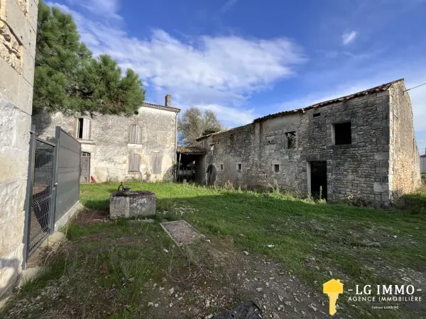 Saint-Sigismond-de-Clermont 17240 – Vente maison/villa 11&nbsp;pièces 7&nbsp;chambres