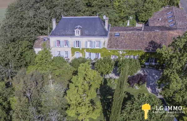 Royan 17200 – Vente de prestige maison/villa 15&nbsp;pièces 7&nbsp;chambres