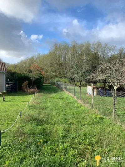 Saint-Thomas-de-Conac 17150 – Vente terrain