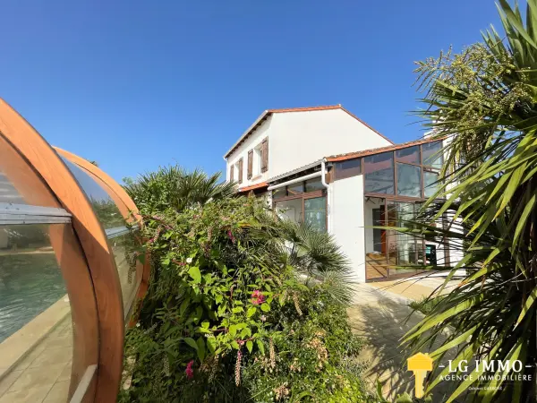 Saint-Georges-de-Didonne 17110 – Vente maison/villa 11&nbsp;pièces 8&nbsp;chambres