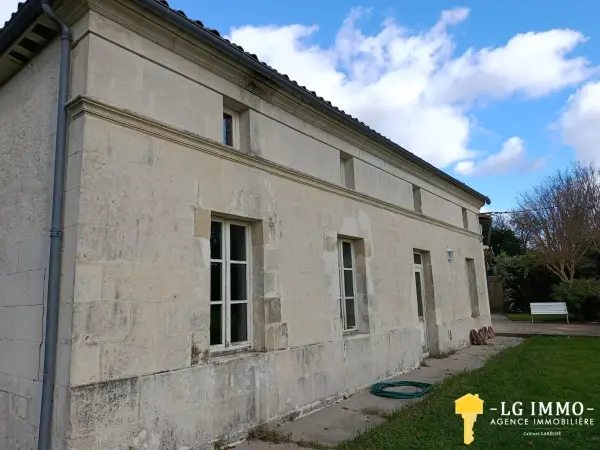 Consac 17150 – Vente maison/villa 5&nbsp;pièces 2&nbsp;chambres