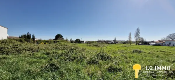 Mortagne-sur-Gironde 17120 – Vente terrain