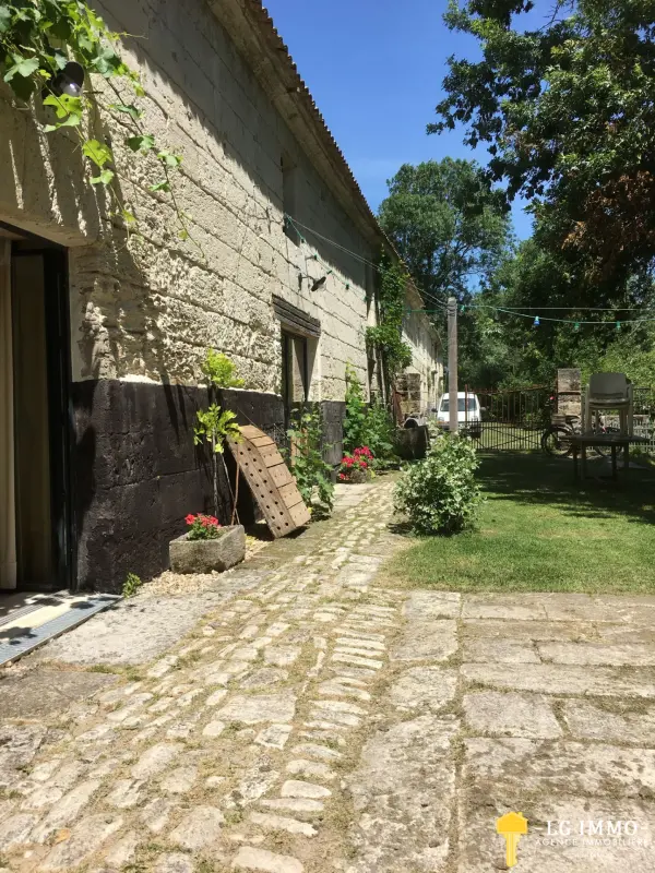 Saint-Fort-sur-Gironde 17240 – Vente maison/villa 5&nbsp;pièces 3&nbsp;chambres