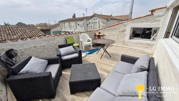 Mortagne-sur-Gironde 17120 – Vente maison/villa 5&nbsp;pièces 4&nbsp;chambres